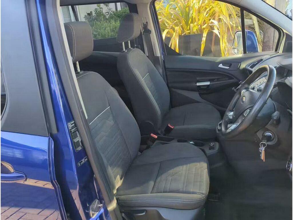 Ford Grand Tourneo Connect 1.5 Tdci Titanium Powershift Euro 6 Ss YP17JLU Blue #4