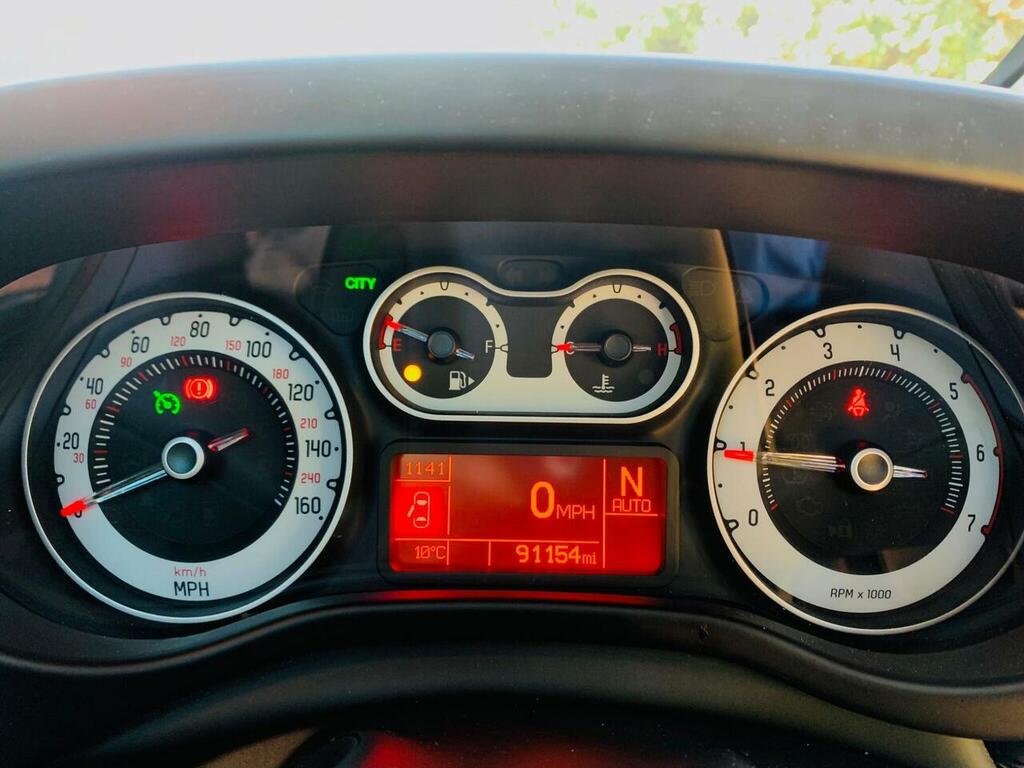 Fiat 500L Trekking Yellow #35
