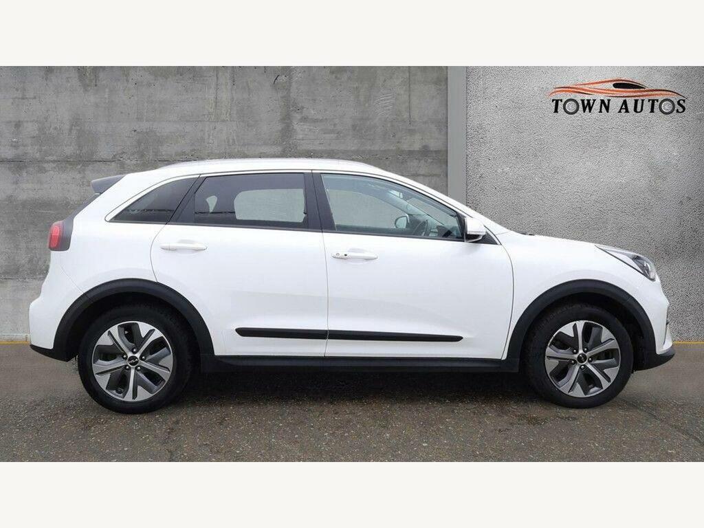 Kia e-Niro 64Kwh 2 White #5