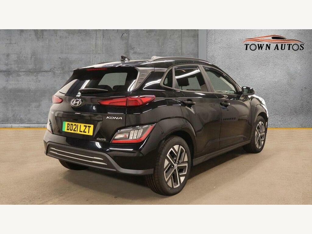 Hyundai Kona 64Kwh Premium 10.5Kw Charger Black #4