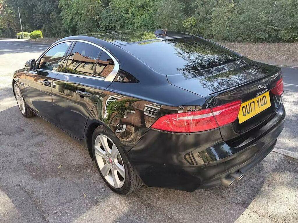 Jaguar XE 2.0D Portfolio Euro 6 Ss Black #4