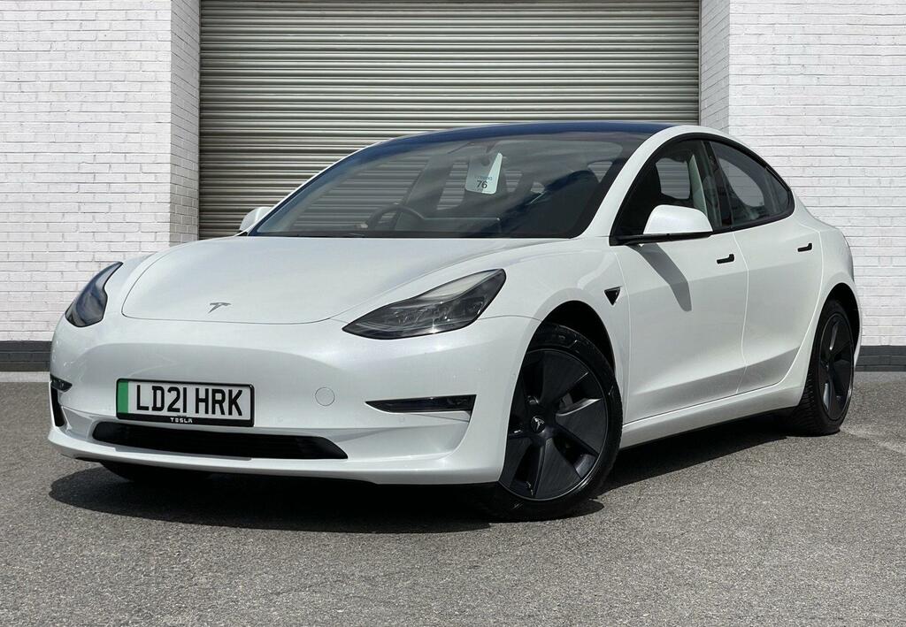 Tesla Model 3 Dual Motor Long Range 4Wde White