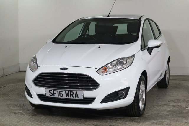 Ford Fiesta 1.25 Zetec Hatchback Euro 6 82 White #3