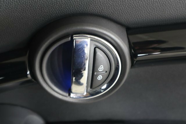 Mini Convertible 1.5 Cooper Sport II Comfortnav P  #46