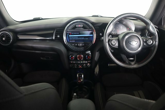 Mini Convertible 1.5 Cooper Sport II Comfortnav P  #18