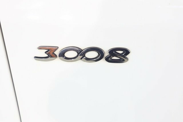Peugeot 3008 1.2 Puretech Ss Allure 130 Bhp Black #40