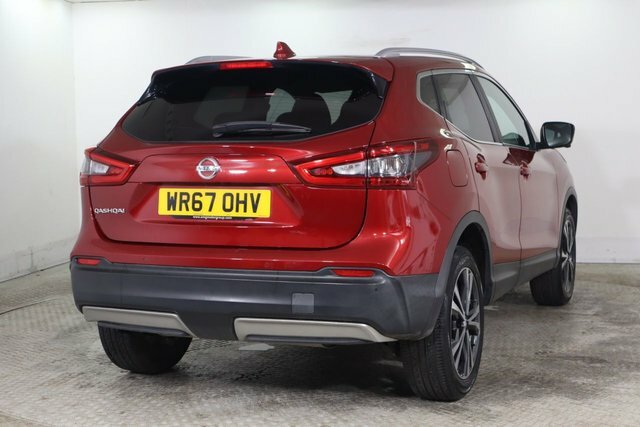 Nissan Qashqai 1.2 Dig-t N-connecta Suv Euro 6 Red #4