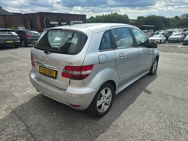 Mercedes-Benz B Class 2.0 B180 Cdi Se Mpv Cvt 148 G Km 109 B Silver #4