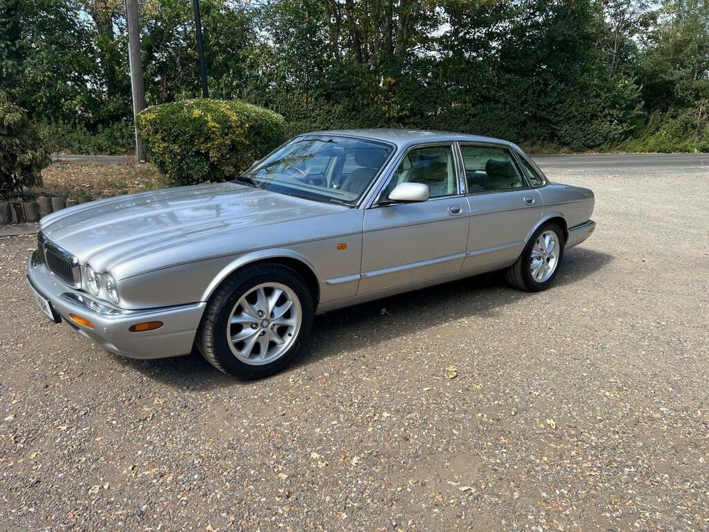 Jaguar XJ 3.2 Xj8 Silver #4