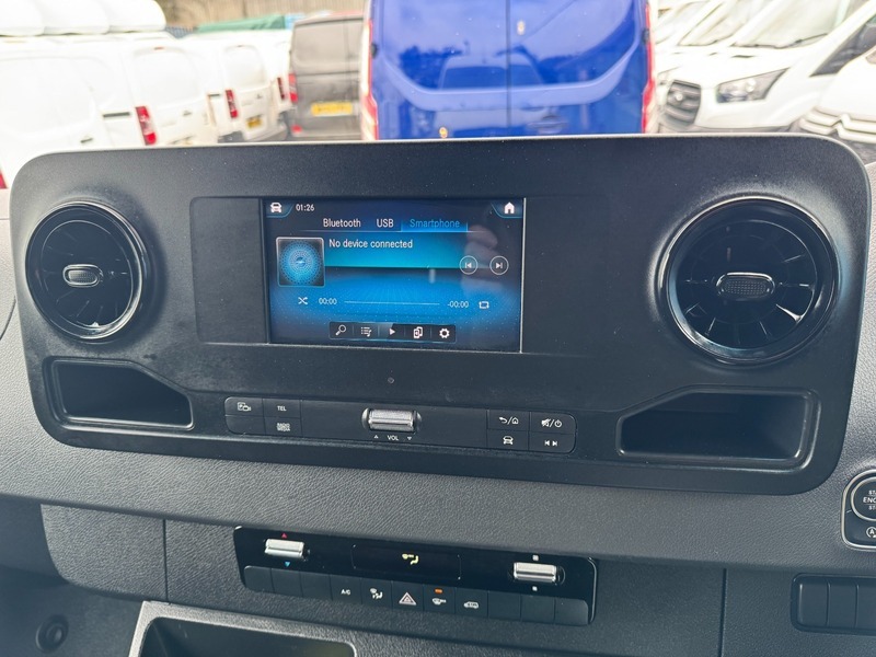 Mercedes-Benz Sprinter 315 Cdi Premium L2 White #6