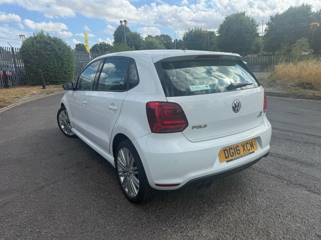 Volkswagen Polo 1.4L Bluegt White #6