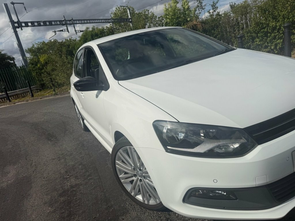 Volkswagen Polo 1.4L Bluegt White #5