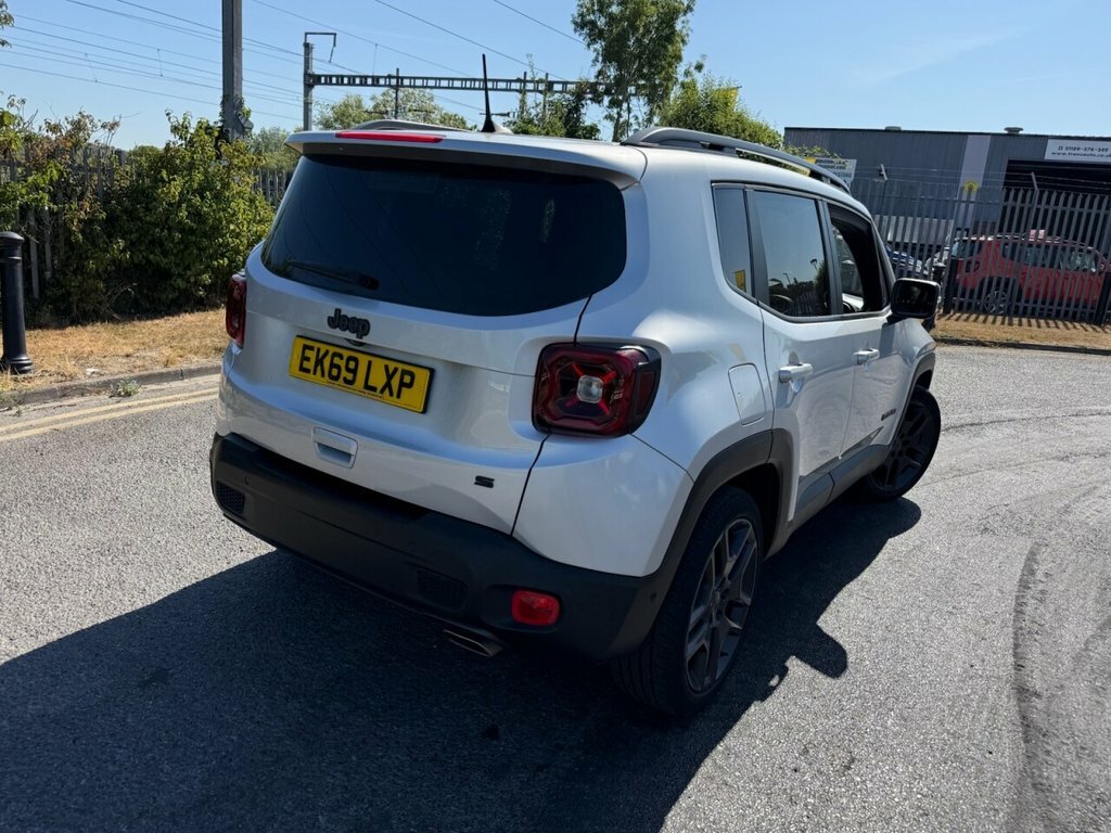 Jeep Renegade 1.3L Limited Grey #3