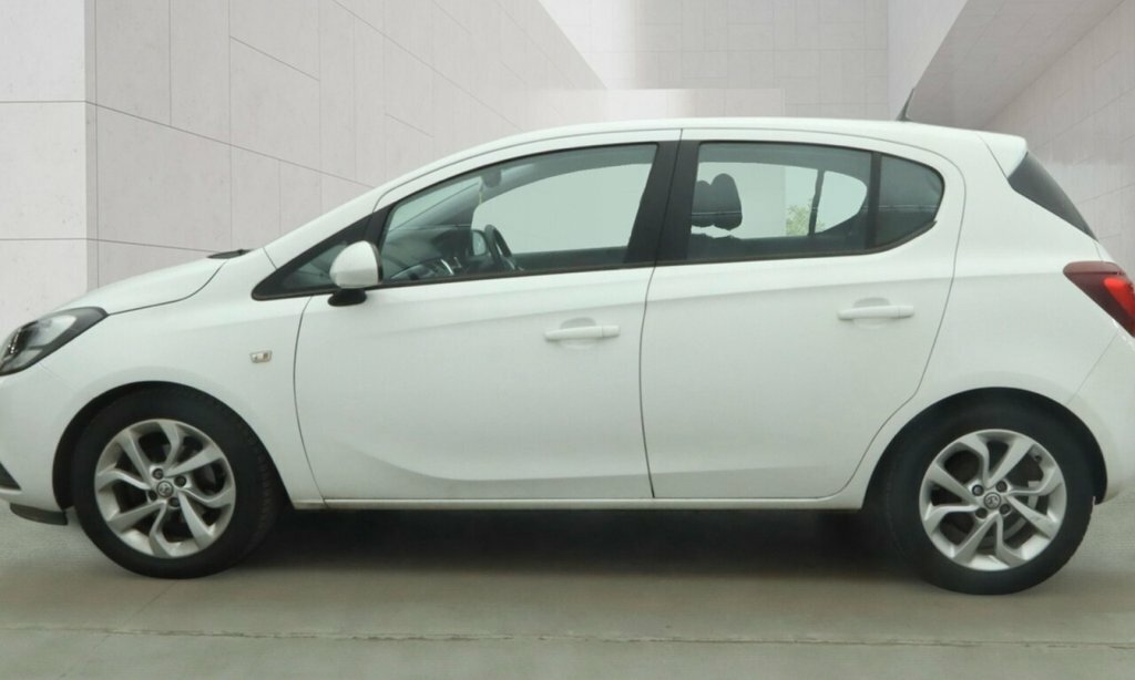 Vauxhall Corsa 1.4L Excite White #5