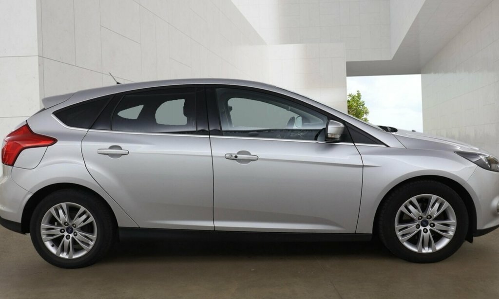 Ford Focus 1L Titanium Navigator Silver #6