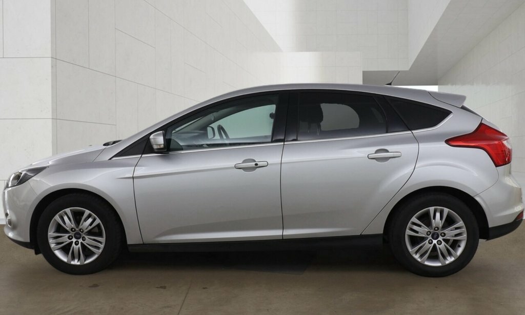 Ford Focus 1L Titanium Navigator Silver #5