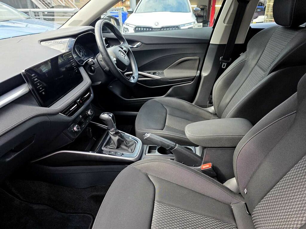 Skoda Fabia 1.0 Tsi 110 Se L Dsg EA22LRO Black #2