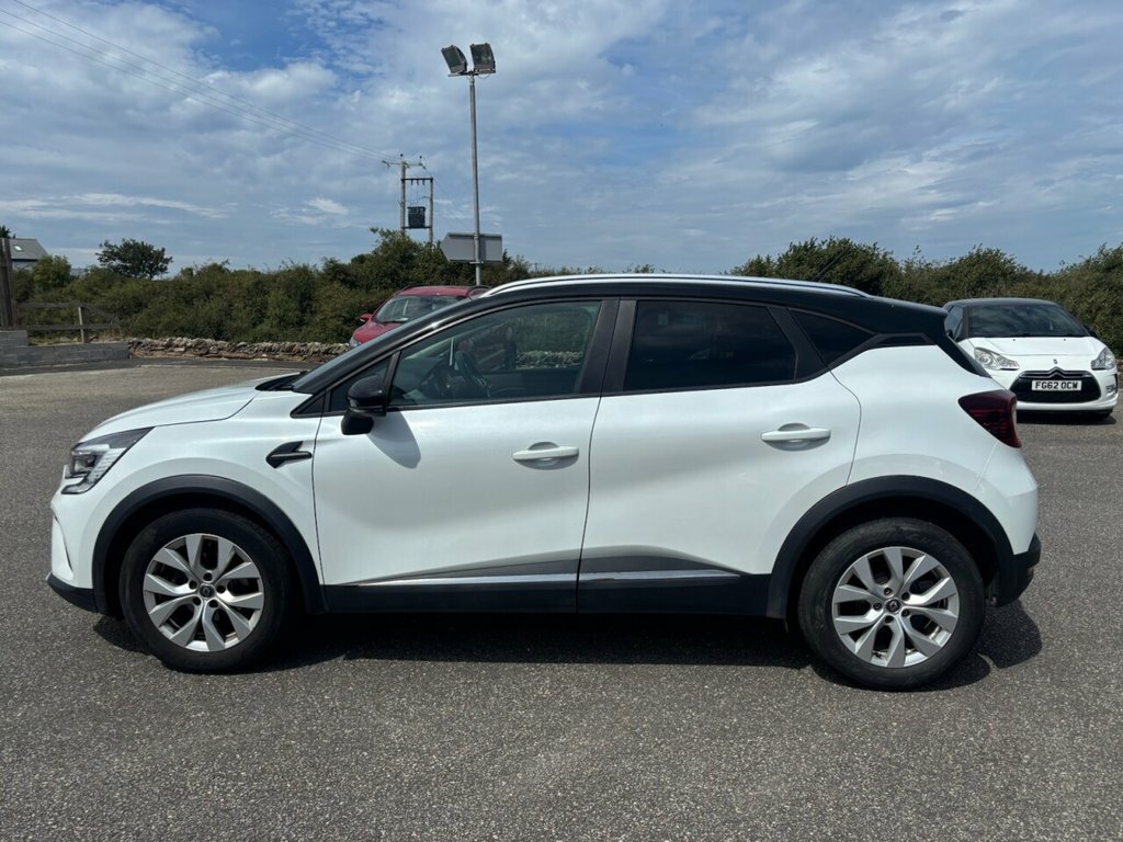 Renault Captur Suv White #6