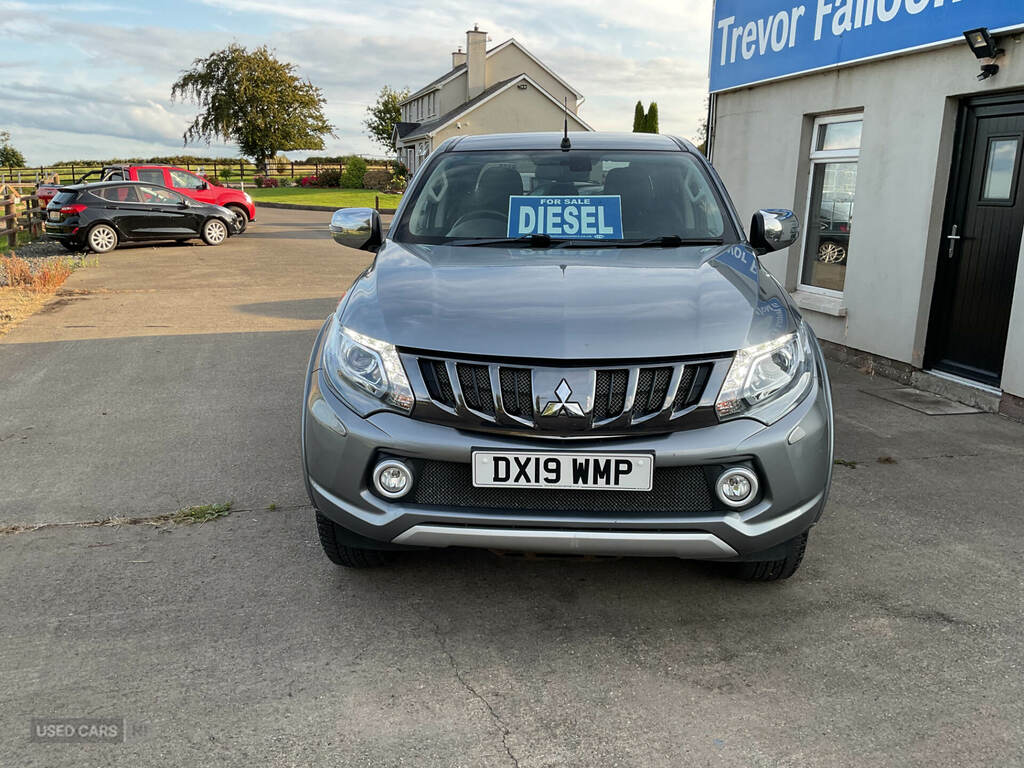 Mitsubishi L200 Double Cab Di-d 178 Barbarian 4Wd Grey #3