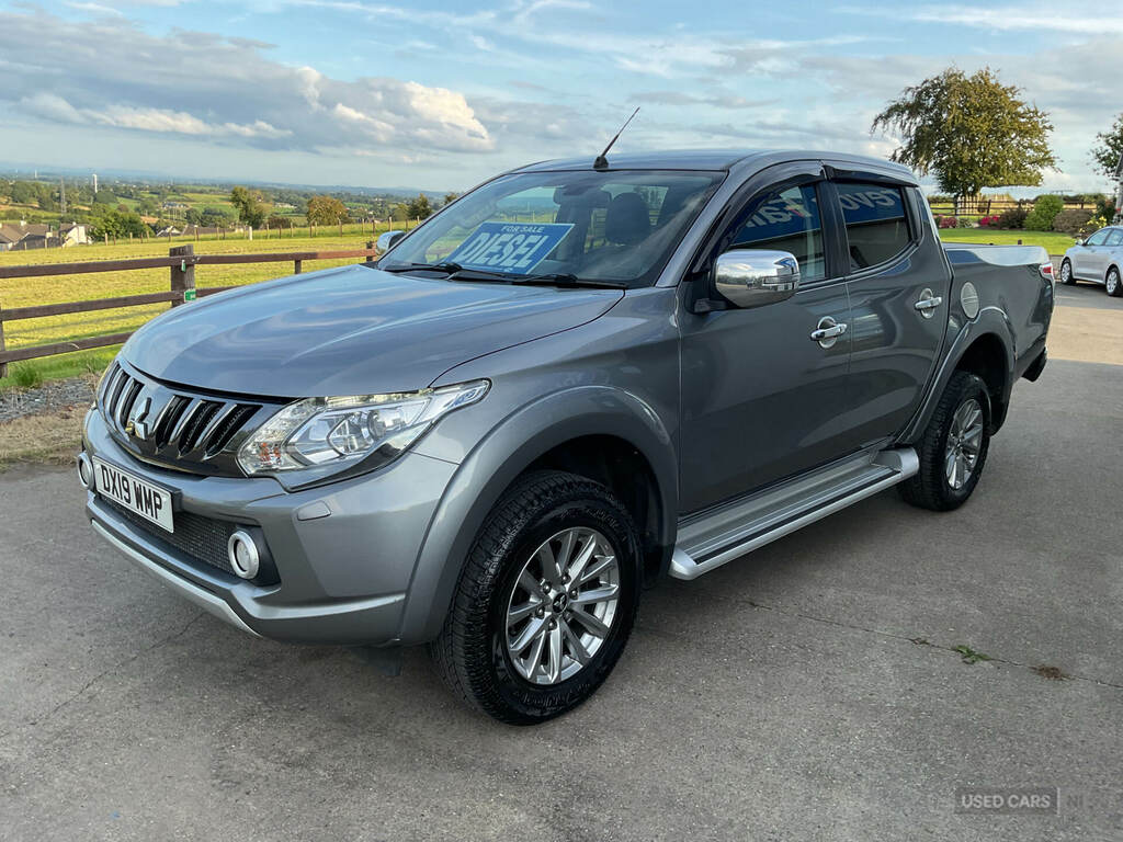 Mitsubishi L200 Double Cab Di-d 178 Barbarian 4Wd Grey #4