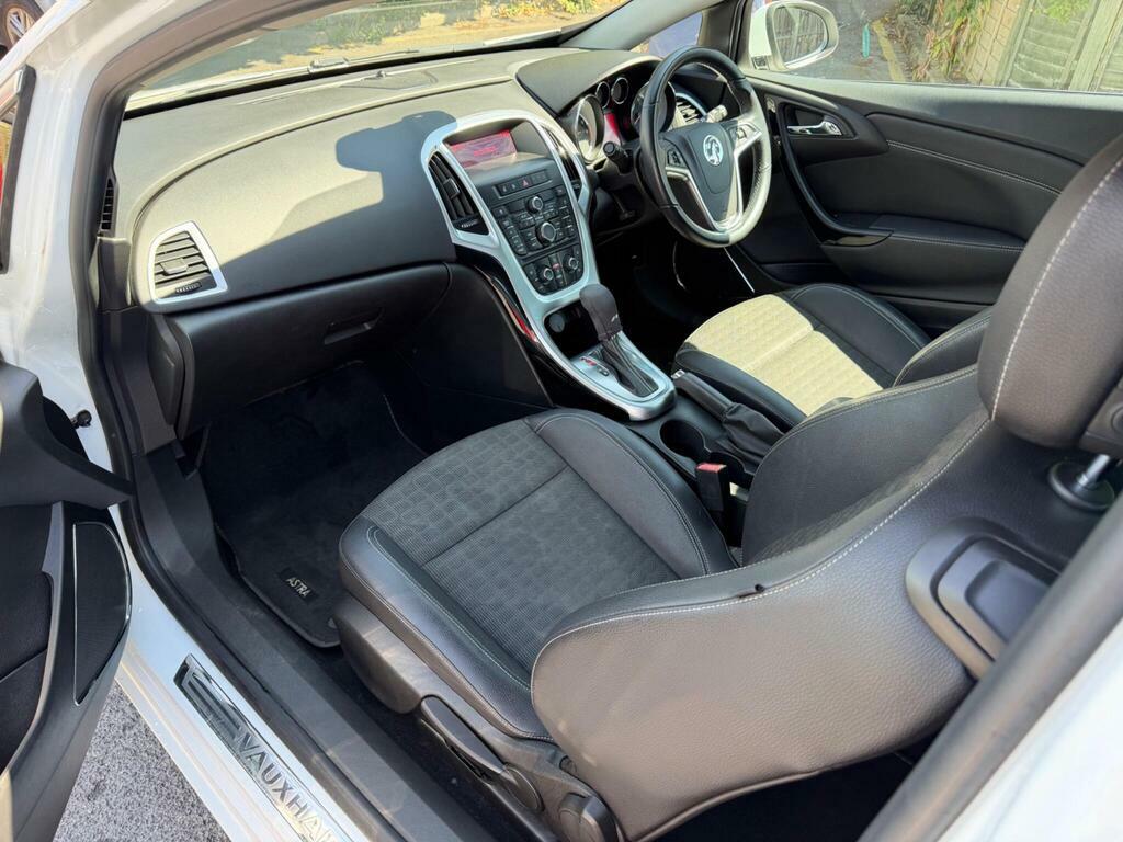 Vauxhall Astra GTC 1.4T Sri Euro 5 White #5