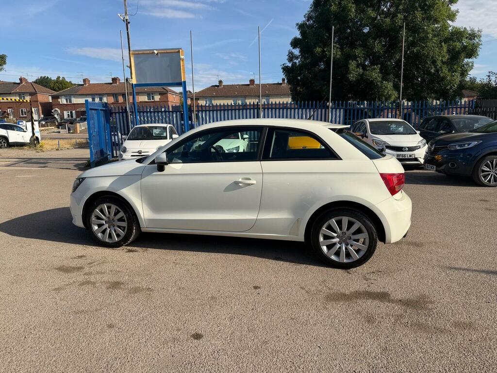 Audi A1 1.4 Tfsi Sport Euro 5 Ss White #2