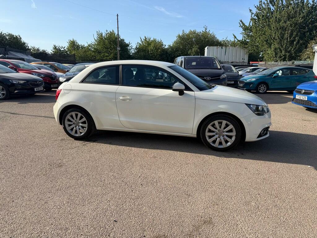 Audi A1 1.4 Tfsi Sport Euro 5 Ss White