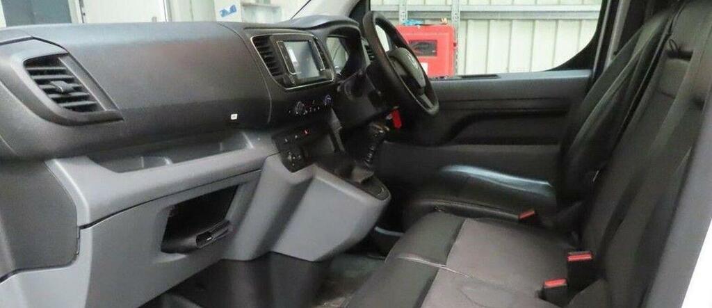 Vauxhall Vivaro 1.5 Turbo D 2900 Sportive L2 H1 Euro 6 Ss White #2