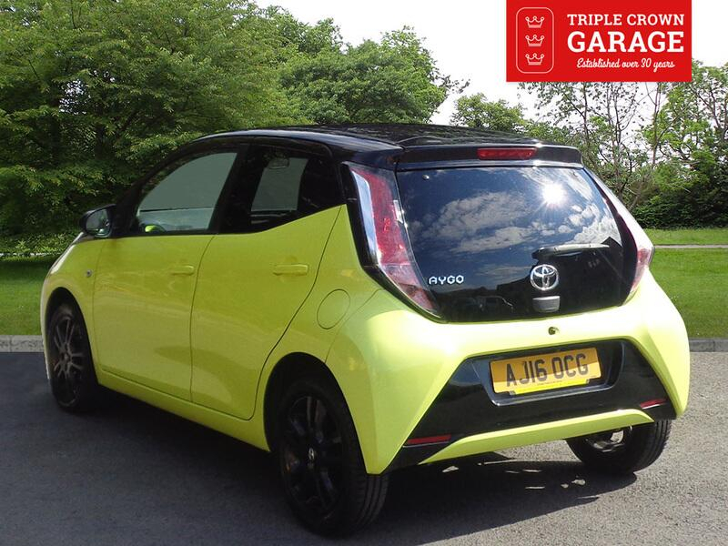 Toyota Aygo Vvt-i X-cite 3 AJ16OCG #2