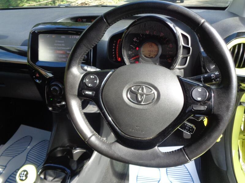 Toyota Aygo Vvt-i X-cite 3 AJ16OCG #6
