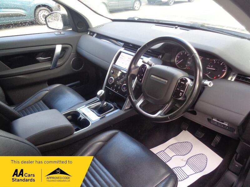 Land Rover Discovery Sport S #4