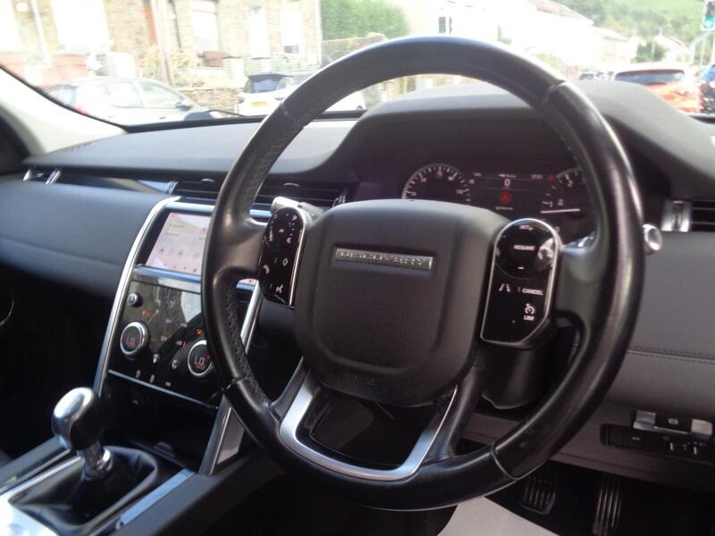 Land Rover Discovery Sport S #5