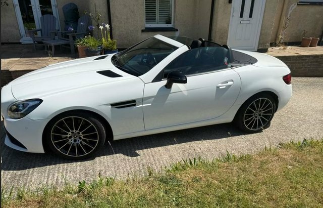 Mercedes-Benz SLC Slc250d Amg Line Convertible White #2