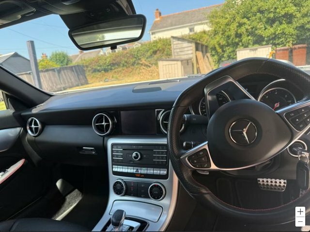 Mercedes-Benz SLC Slc250d Amg Line Convertible White #4