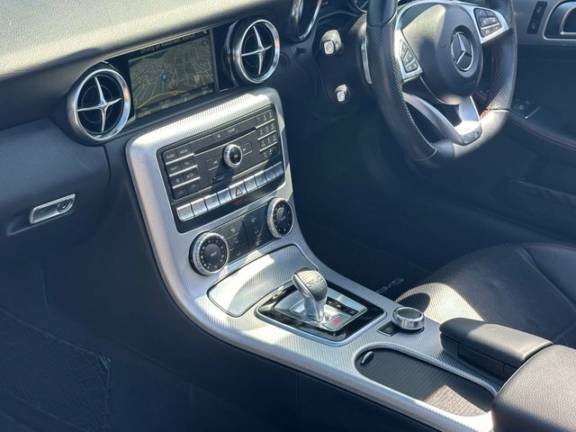 Mercedes-Benz SLC Diesel #14
