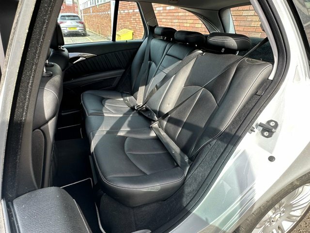 Mercedes-Benz E Class 3.0 Cdi Sport Estate G-tronic 215 Gkm  #15