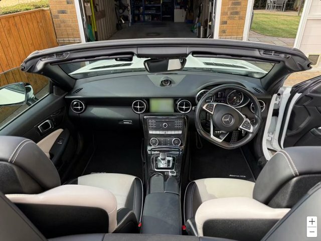 Mercedes-Benz SLC 2.0 Slc200 Amg Line Convertible G-troni Silver #16
