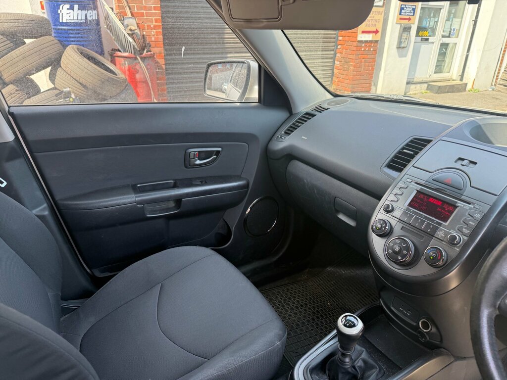 Kia Soul 1.6L Tempest Silver #43