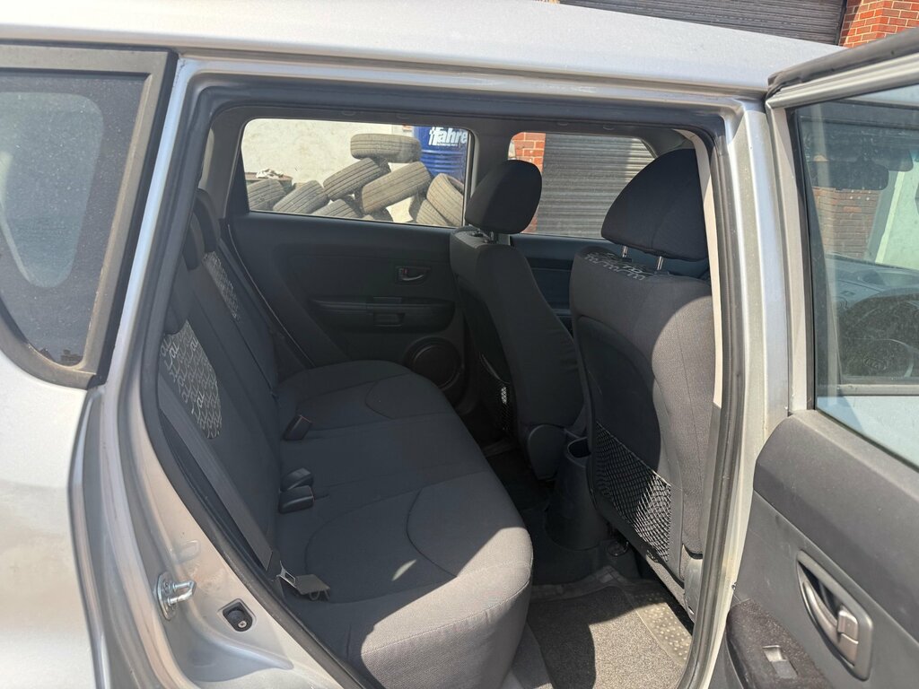 Kia Soul 1.6L Tempest Silver #38