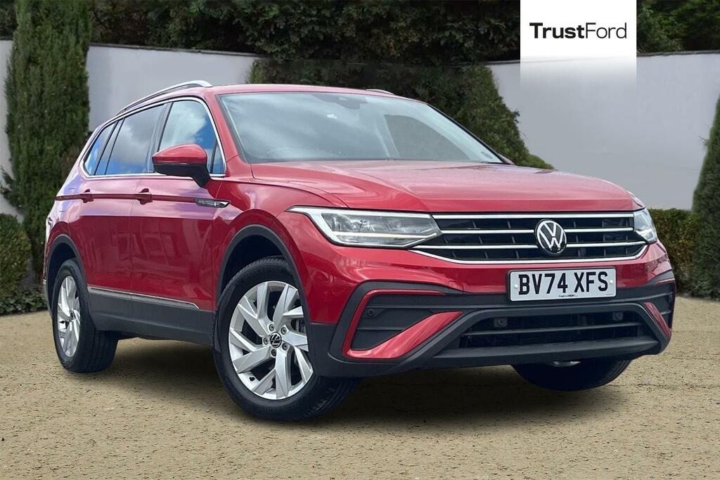 Volkswagen Tiguan Allspace 1.5 Tsi Life Suv Dsg Euro 6 S S 150 Red