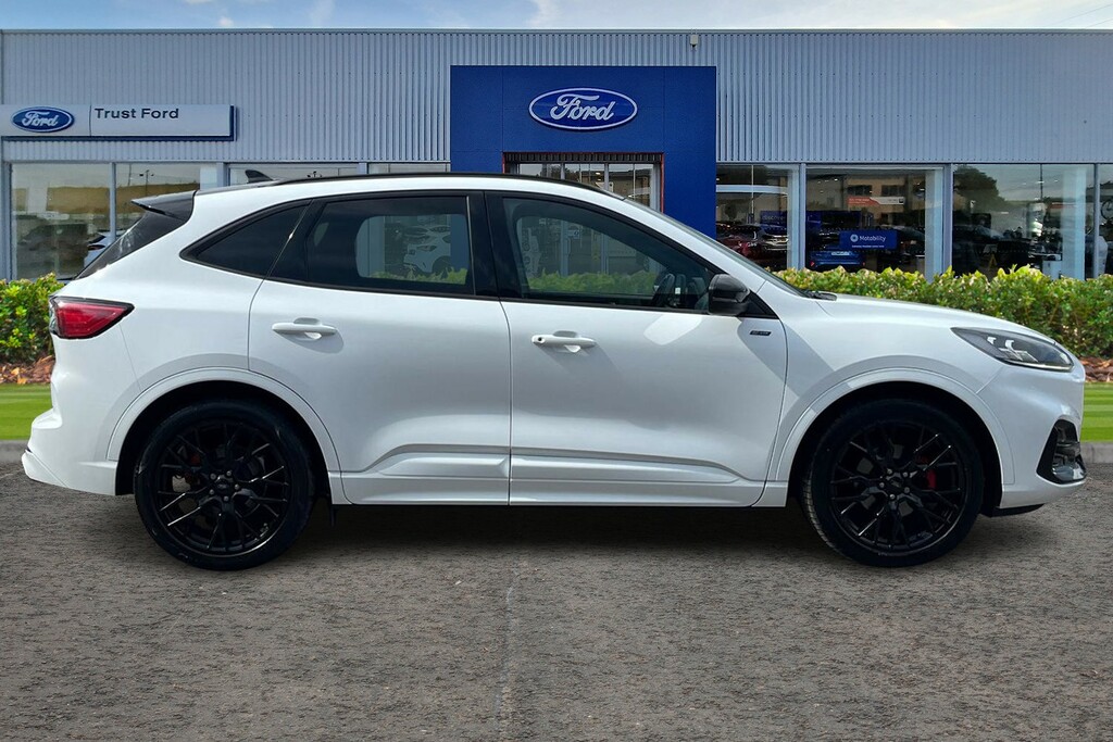 Ford Kuga Black Package Edition White #3