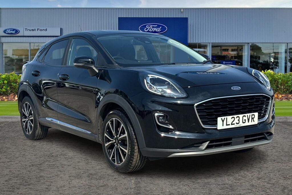 Ford Puma Titanium Black