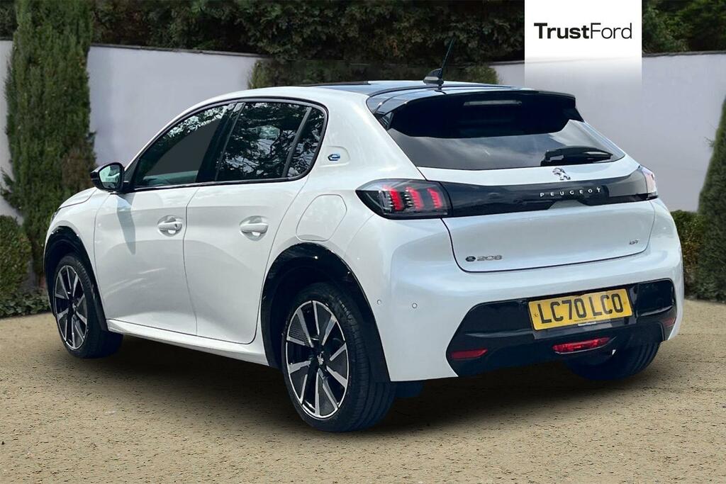 Peugeot 208 Gt White #2
