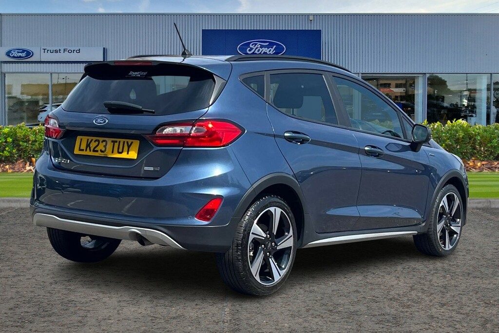 Ford Fiesta Active Blue #4