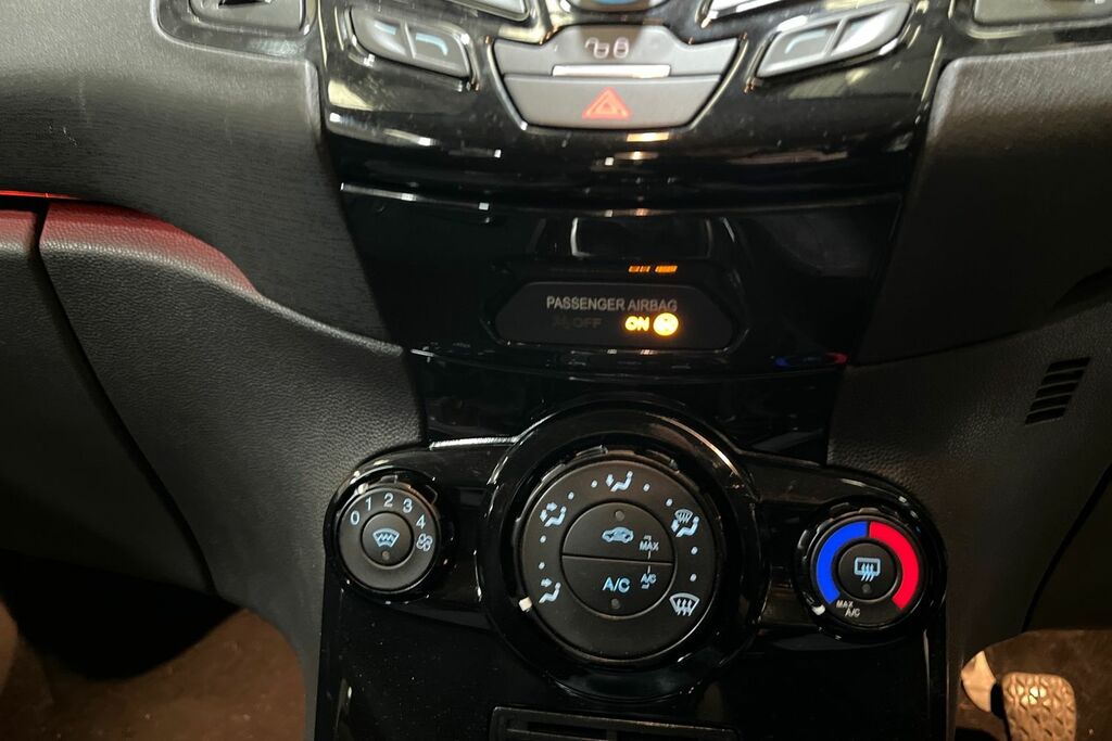 Ford Fiesta 1L Zetec S Black Edition Black #37