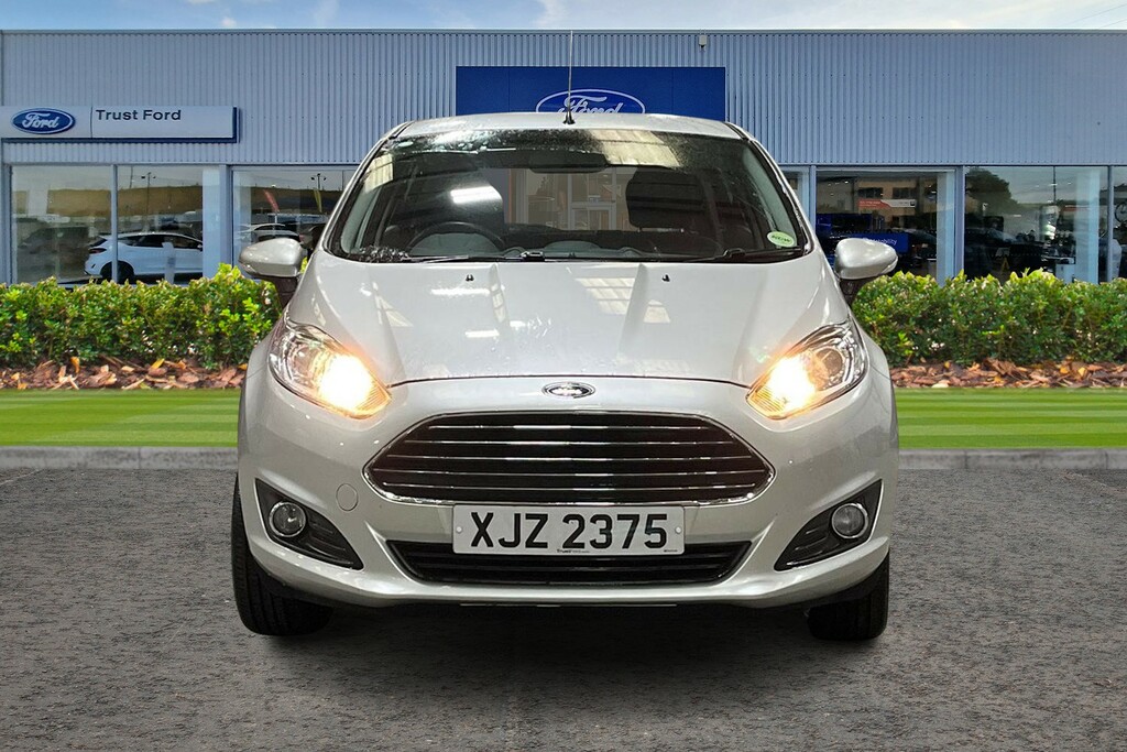 Ford Fiesta Zetec Silver #6
