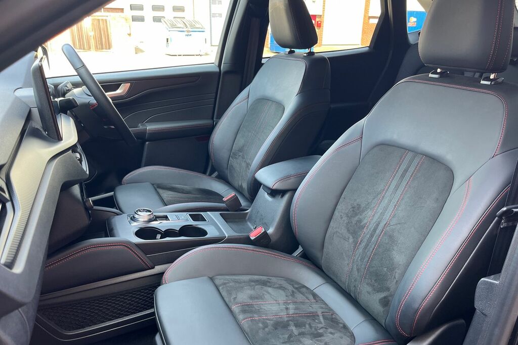 Ford Kuga 2.5 Fhev St-line X Cvt Black #19
