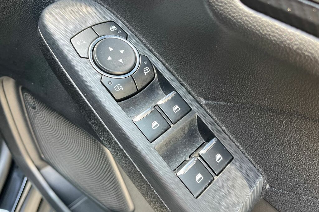 Ford Kuga 2.5 Fhev St-line X Cvt Black #16