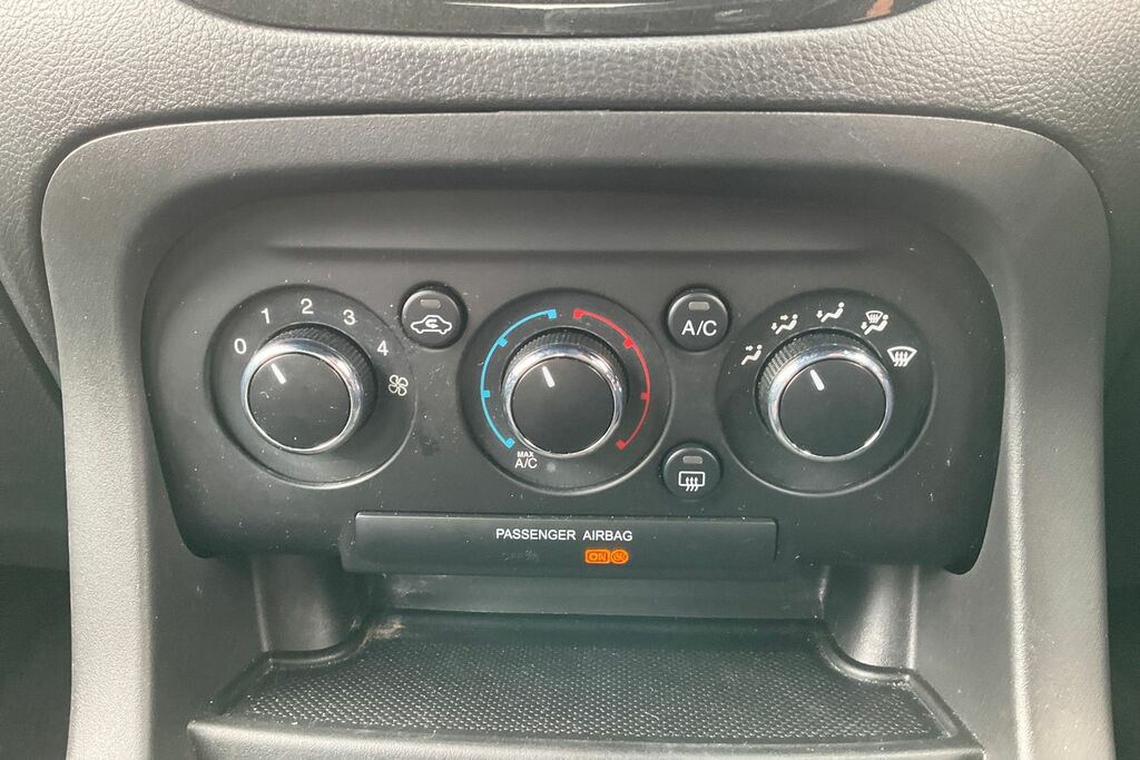 Ford KA+ Zetec 1.2 One Owner From New - Cruise Control White #27