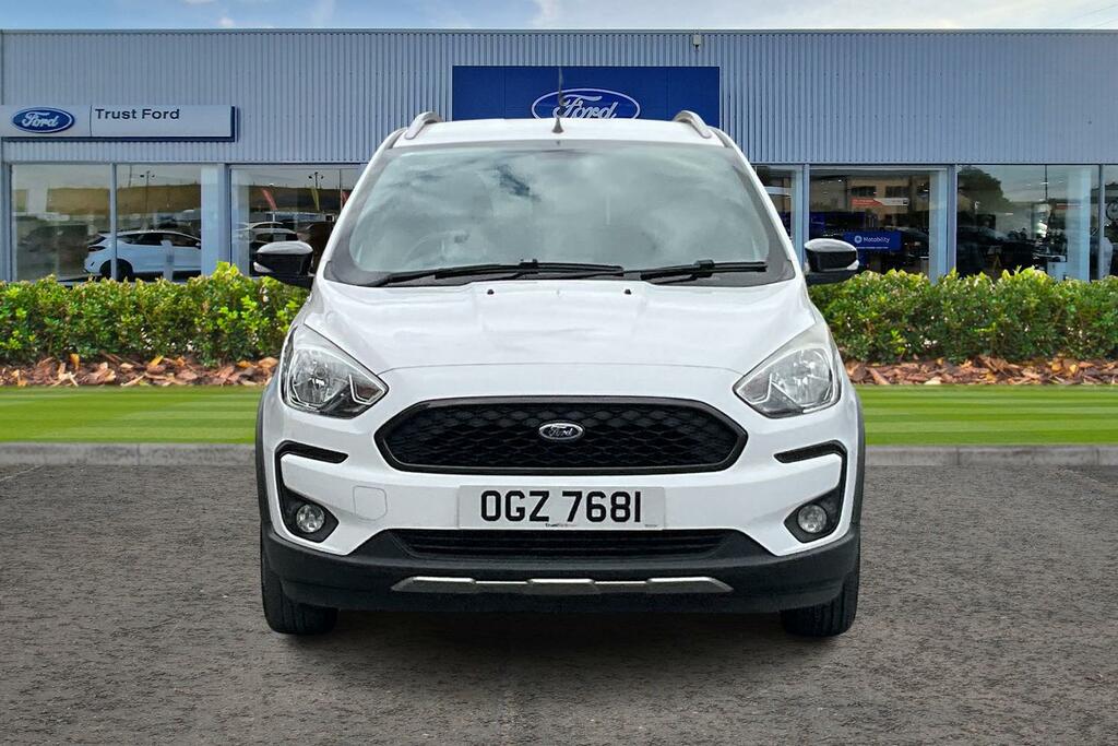 Ford KA+ Active White #6